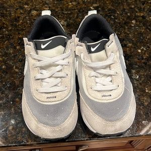 Toddler 10c Slightly worn Nike